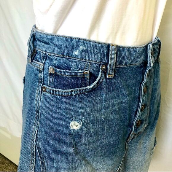WE THE FREE - FREE PEOPLE DISTRESSED DENIM SKIRT - Picture 5 of 10